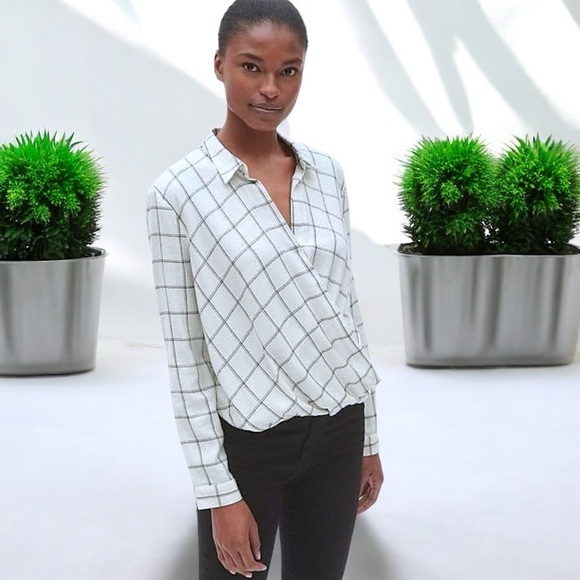 GAP Women White Windowpane Plaid Wrap-Front Shirt - Picture 5 of 16